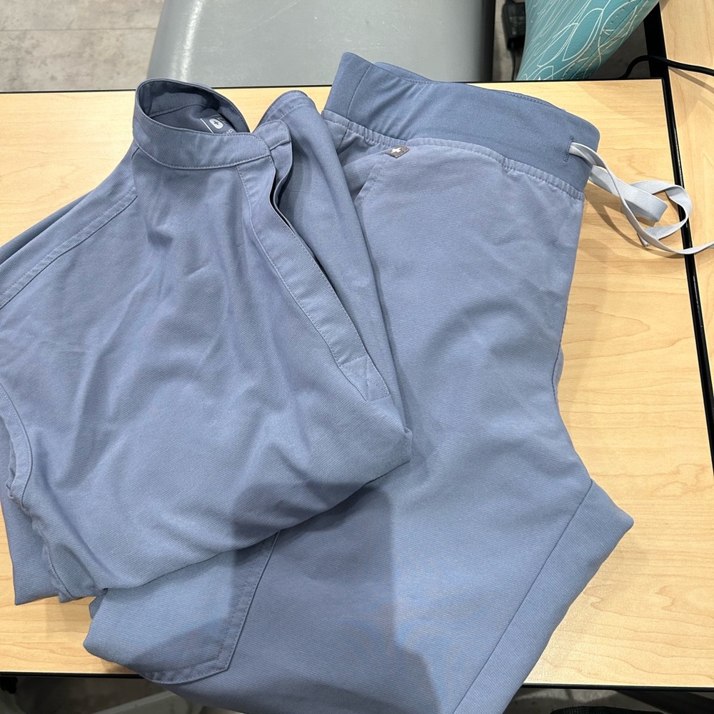 Figs vapor blue scrub set .. Zamora jogger and Rafaela top